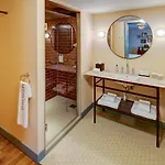 Mercier 4*